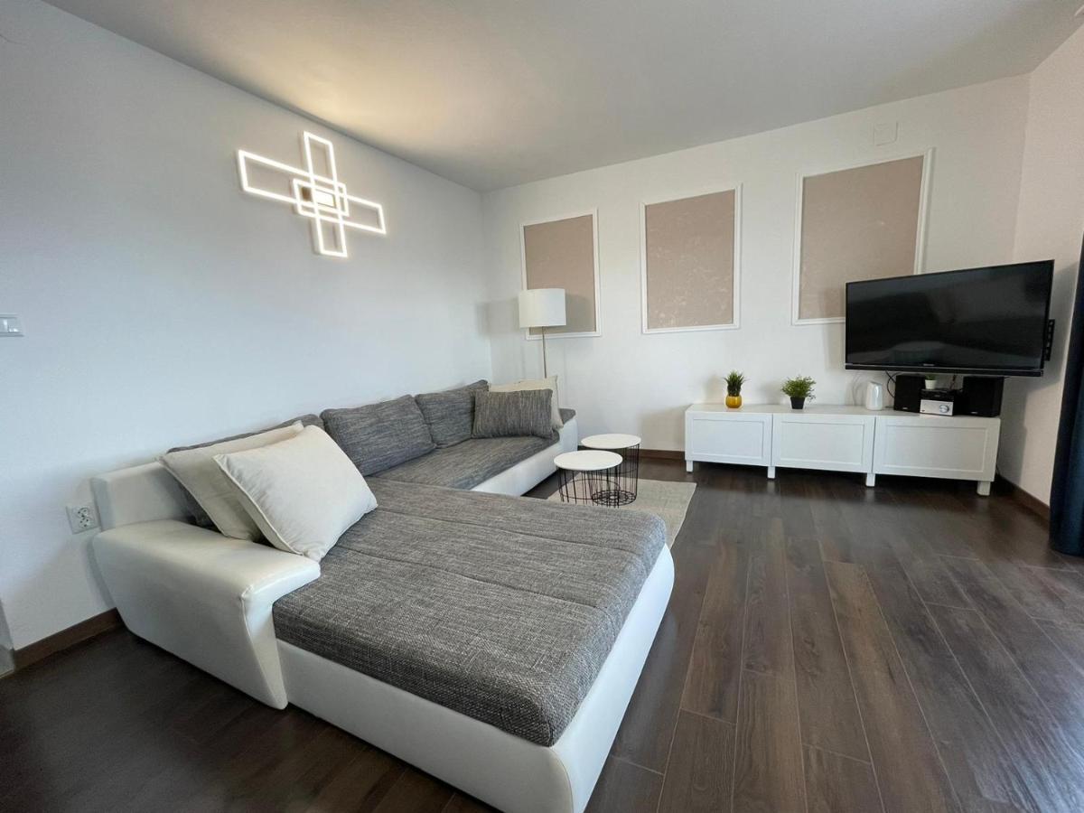 Vila Aria - Health & Wellness App Novi Vinodolski Exterior photo